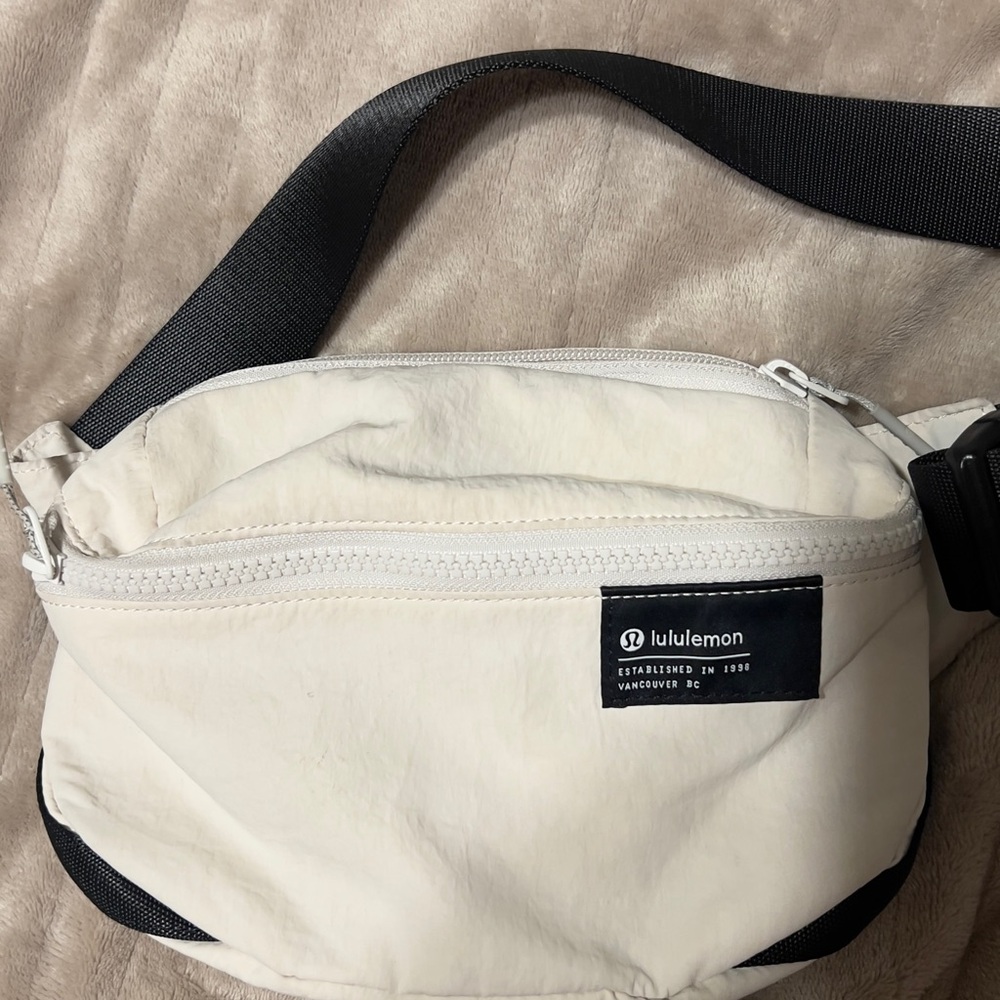 Lululemon Cream and Black Belt Bag Minimalist Design